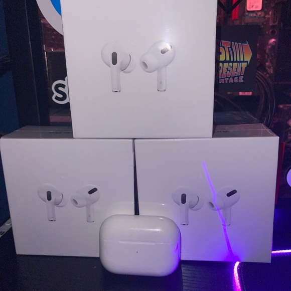 Apple Earbud Pro with Magesafe Charging Case (2nd generation) - NEW unSealed Box